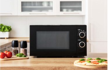 Royalty Line® MWO3818 Forno a microonde indipendente - Forno a microonde - 20 litri - Microonde - 700 W - Forno a microonde indipendente con 6 livelli di potenza - Nero